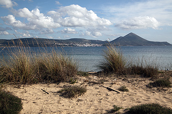 Divari Beach mit Blick auf Pylos