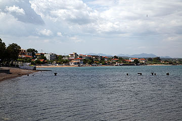 Petalidi - Blick auf Ort und Strand