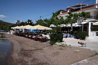 Vivari Argolis Taverne in der Bucht
